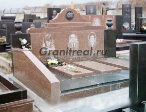 Памятники на три могилы