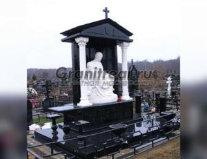 Памятники в виде арки